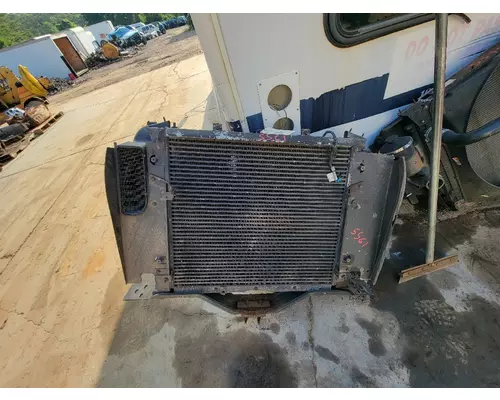 FORD F800 Radiator