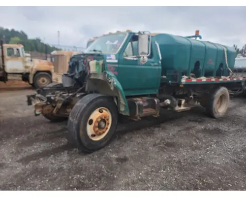 FORD F800 Spindle  Knuckle, Front