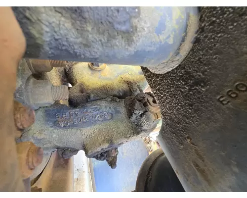 FORD F800 Spindle  Knuckle, Front