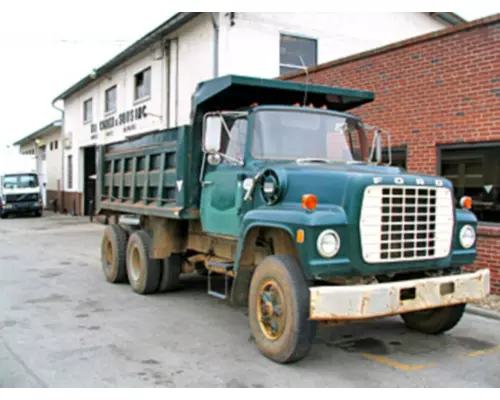 FORD F800 Truck For Sale