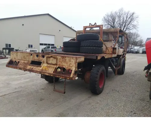 FORD F800 WHOLE TRUCK FOR RESALE