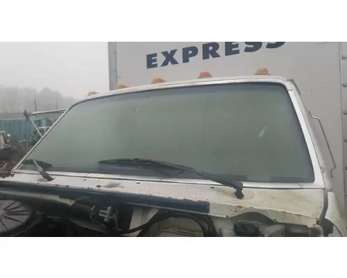 FORD F800 Windshield Glass