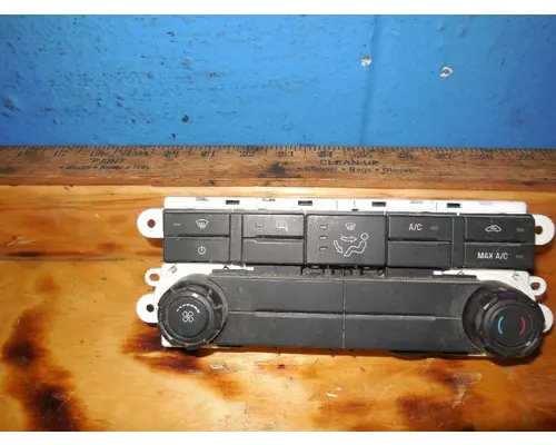 FORD FORD F550SD PICKUP Temperature Control