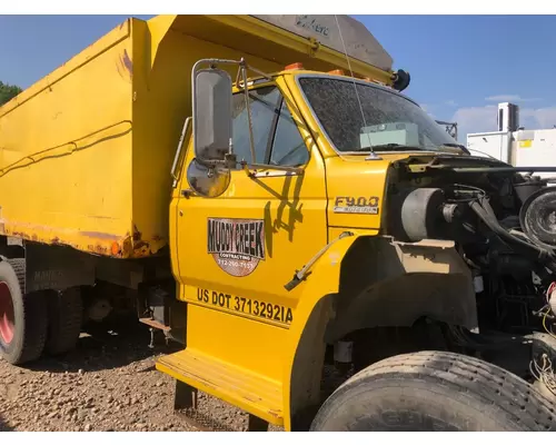 FORD FT900 Cab Assembly