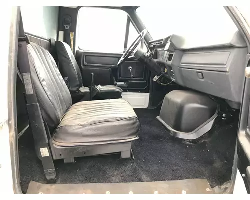 FORD FT900 Cab Assembly