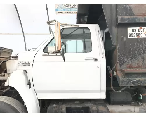 FORD FT900 Cab Assembly