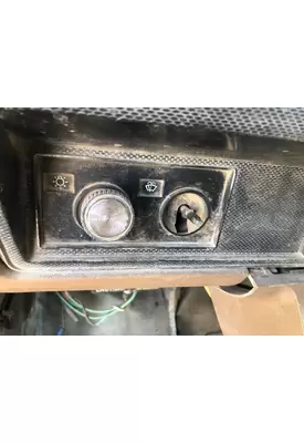 FORD FT900 Dash Assembly