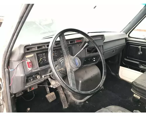 FORD FT900 Dash Assembly