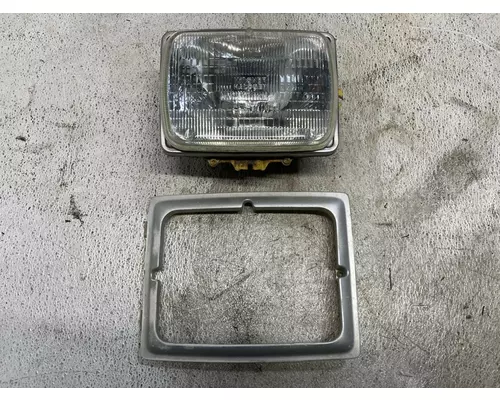 FORD FT900 Headlamp Assembly