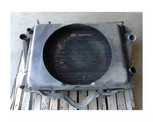 FORD L SERIES Radiator