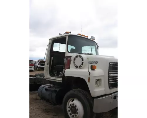 FORD L-SER Cab Clip