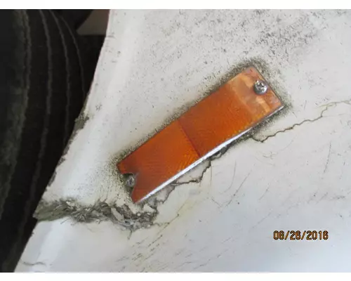 FORD L7000 1987-1997 HOOD