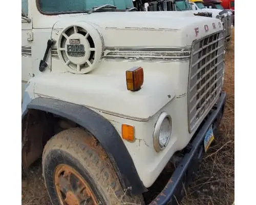 FORD L8000 1970-1987 HOOD