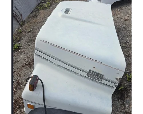 FORD L8000 1970-1987 HOOD