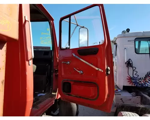FORD L8000 1991-1998 DOOR ASSEMBLY, FRONT