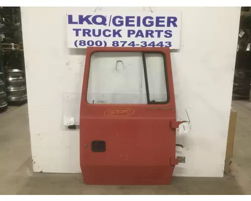 FORD L8000 1991-1998 DOOR ASSEMBLY, FRONT