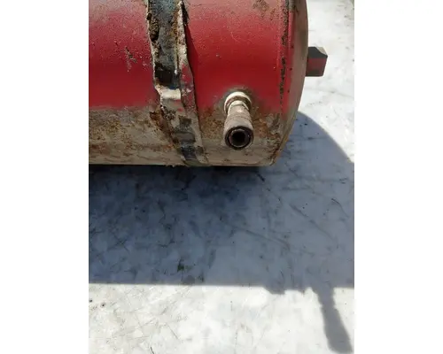FORD L8000 Air Tank