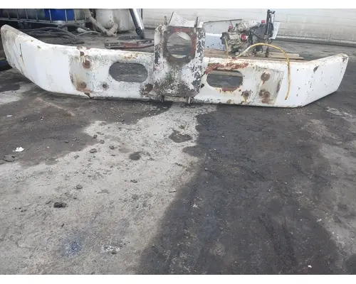 FORD L8000 Bumper Assembly, Front