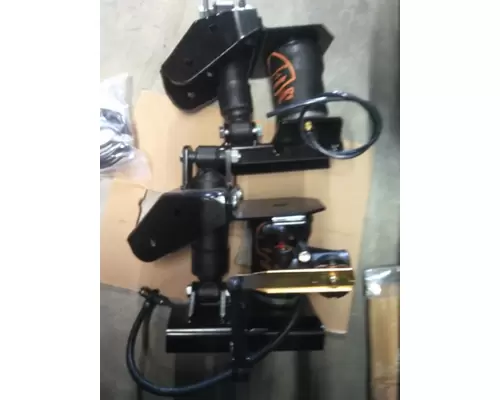 FORD L8000 CAB AIR RIDE