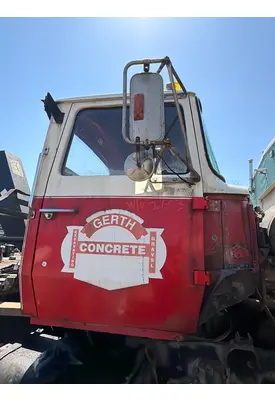 FORD L8000 Cab Mount