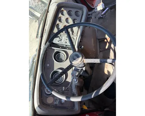 FORD L8000 Cab Mount