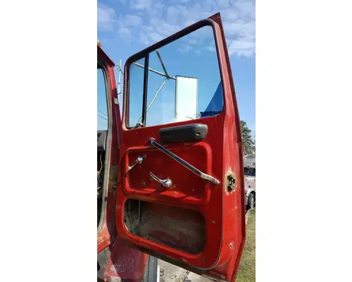 FORD L8000 DOOR ASSEMBLY, FRONT