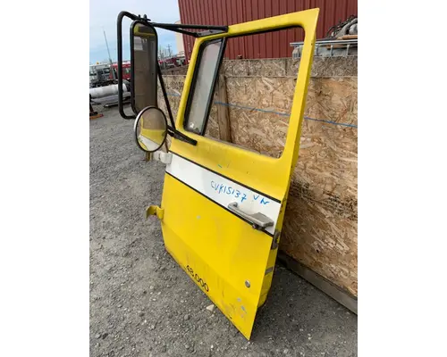 FORD L8000 DOOR-FRONT
