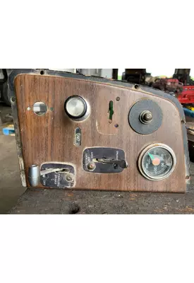 FORD L8000 Dash Panel