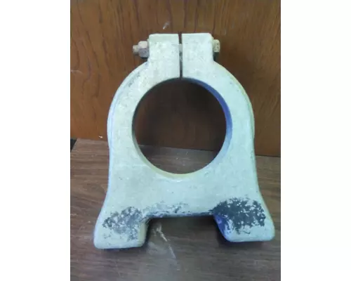 FORD L8000 ENGINE MOUNTS, VEHICLE (FRONT)