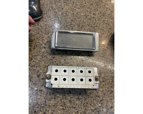 FORD L8000 Electronic Parts Misc.