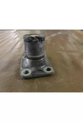 FORD L8000 Engine Mounts