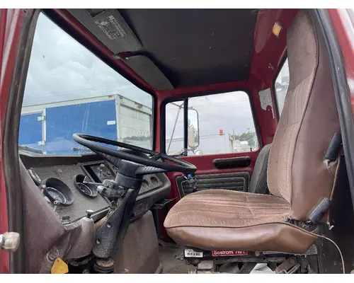 FORD L8000 Export Vehicle