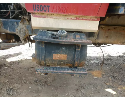 FORD L8000 Fuel Tank