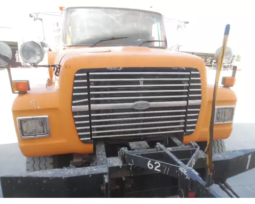 FORD L8000 HOOD