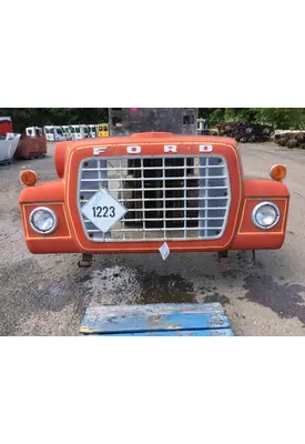 FORD L8000 Hood