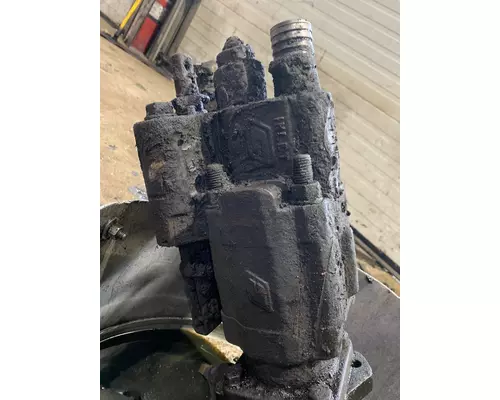 FORD L8000 Hydraulic PumpPTO Pump