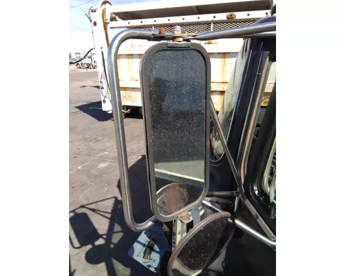 FORD L8000 MIRROR ASSEMBLY CABDOOR