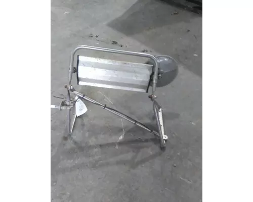 FORD L8000 MIRROR ASSEMBLY CABDOOR