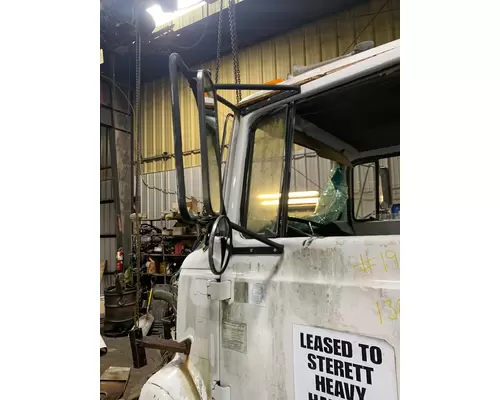 FORD L8000 Mirror (Side View)