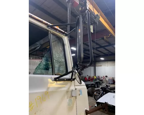 FORD L8000 Mirror (Side View)