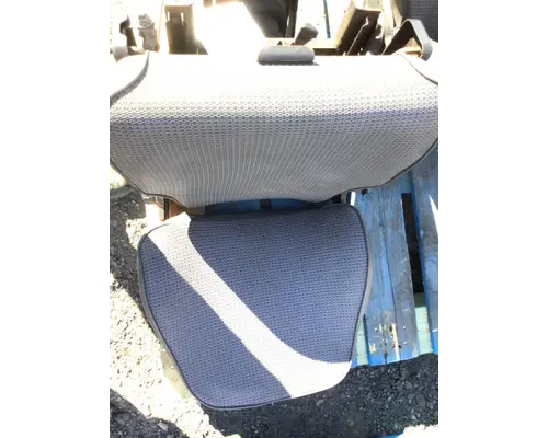 FORD L8000 Seat