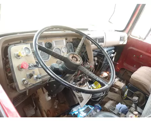 FORD L8000 Steering Column