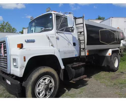 FORD L8000 Truck For Sale