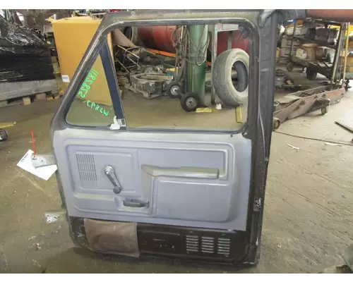 FORD L800 DOOR ASSEMBLY, FRONT