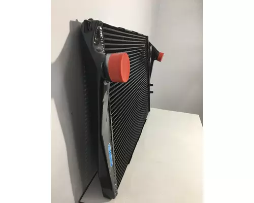FORD L8500 Charge Air Cooler (ATAAC)