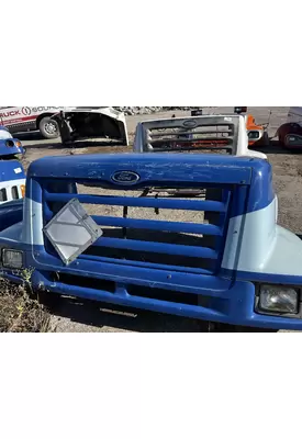 FORD L8501 LOUISVILLE 101 Grille