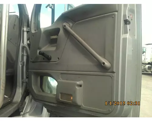 FORD L8501 DOOR ASSEMBLY, FRONT
