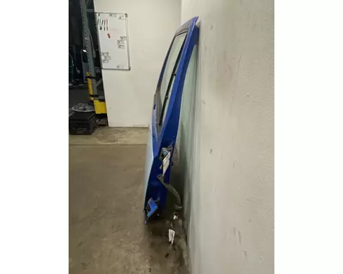 FORD L8501 Door Assembly, Front