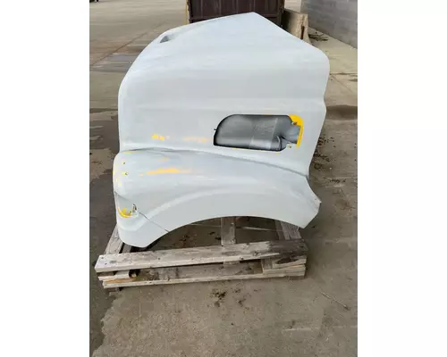 FORD L8501 Hood