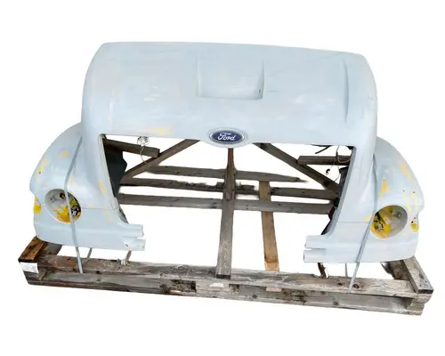 FORD L8501 Hood